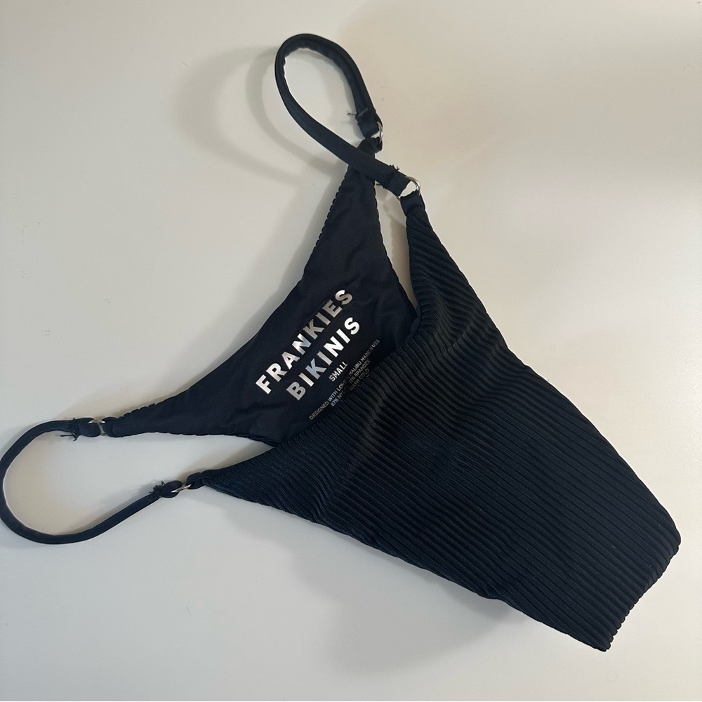 Frankies Bikinis Black Bottoms